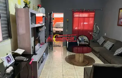 Sobrado ideal para renda dividido em 3 residências na região do bela vista