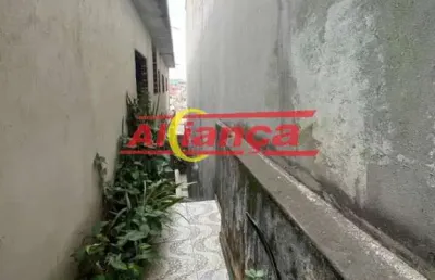 Sobrado imirim com 2 casas no terreno individuais, com duas vagas de garagem