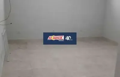 Vende-se apartamento de 24m² na região central de guarulhos.