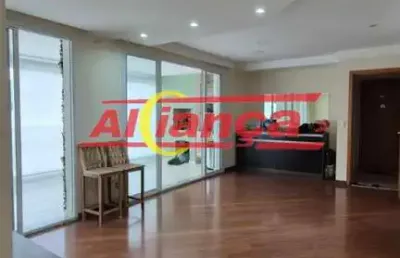 Apto à venda de 96m² com sala ampliada, varanda gourmet, 2 vagas