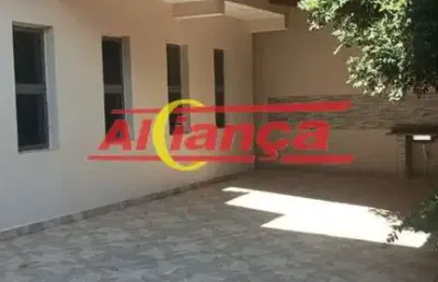 Sobrado á venda com 7 dormitórios, 3 suítes , 330m² de construção no parque alvorada em guarulhos