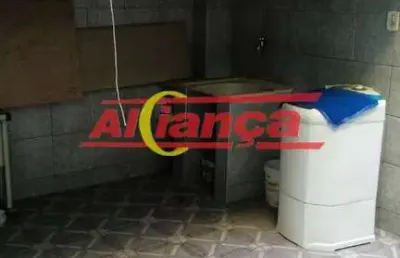 Casa com 2 quartos à venda na Rua Maria Ferreira Calsado, 239, Parque Mikail, Guarulhos