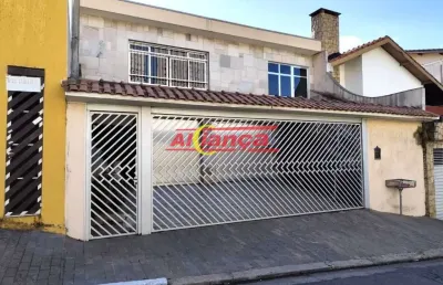 Sobrado à venda com 3 dormitórios, sendo 1 suíte, no jardim santa mena