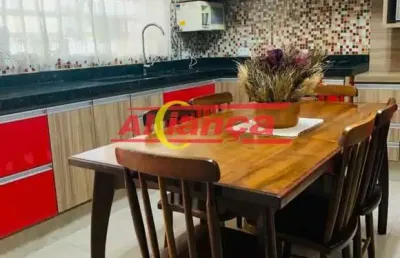 Casa com 2 quartos à venda na Rua Lucinda Rabello, 81, Vila Milton, Guarulhos