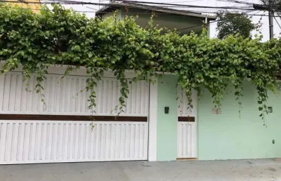 Sobradão 1ª qualidade -sala pé direito duplo e mezanino