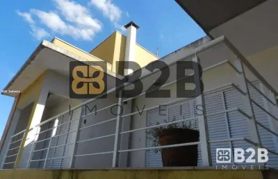 Casa com 3 quartos à venda na Rua Célio Daibem, Centro, Bauru