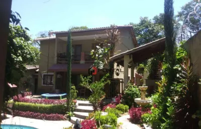 Casa com 3 dormitórios à venda, 330 m² por r$ 1.700.000,00 - granja viana - carapicuíba/sp
