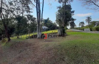 Lote de esquina com 1,500 m2 no residencial fazendinha