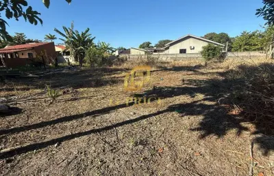 Excelente terreno pronto para construir a apenas 450 mts da praia