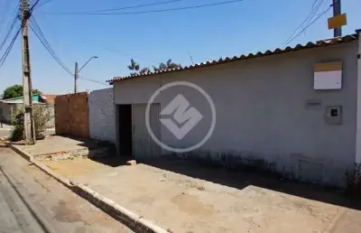 Casa de esquina  bem localizada no residencial real conquista. codigo: 79533