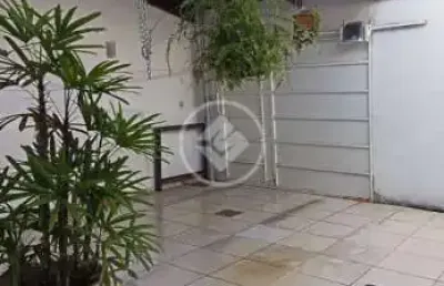 Casa de 2q em avenida no setor solar bougainviller codigo: 69872