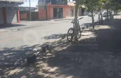 Casa com 3 quartos à venda na Rua 12, 01, Vila Isaura, Goiânia