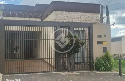 Casa com 3 quartos à venda na Rua Las Velas, 0,1, Setor Três Marias, Goiânia