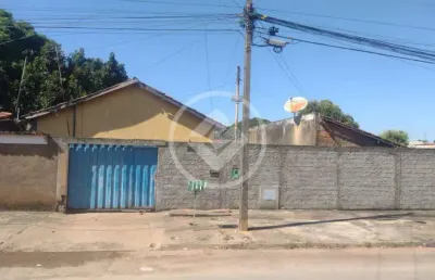 Excelente casa no setor garavelo park em aparecida de goiânia codigo: 73350