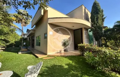 Casa em condomínio fechado com 4 quartos à venda na Rua Madri 26, 19, Jardins Madri, Goiânia