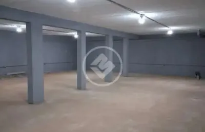 Galpao novo com sub solo a 300 mts do anel viario em aparecida de goiania perto da br 153 obs: analisa permuta  em veiculos codigo: 139971
