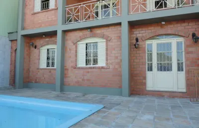 Casa com 5 quartos à venda na Rua Alan Kardec, 20, Lourdes, Juiz de Fora