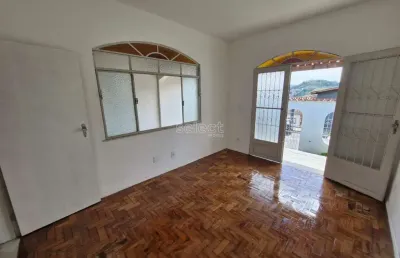 Casa com 3 quartos à venda na Rua Deputado Arlindo Leite, Progresso, Juiz de Fora