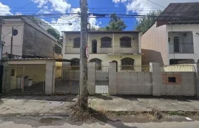 Casa com 4 quartos à venda na Travessa Hamilton Alves Monteiro, Santa Cecília, Juiz de Fora