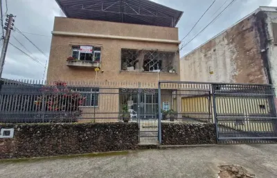 Casa com 3 quartos à venda na Rua José Ladeira, Santa Teresa, Juiz de Fora