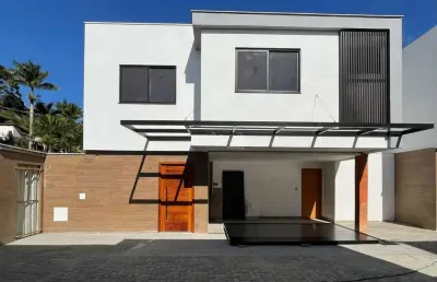 Casa em condomínio fechado com 3 quartos à venda na Rua Florianópolis, Nova Califórnia, Juiz de Fora