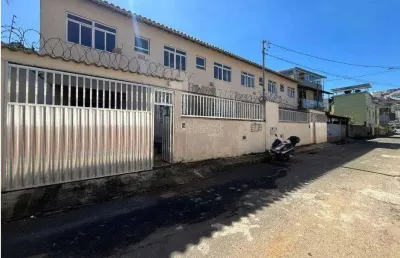 Casa com 3 quartos à venda na Athur Peterson, São Pedro, Juiz de Fora