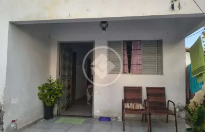 Casa com 3 quartos à venda na 209, 00, Setor Coimbra, Goiânia