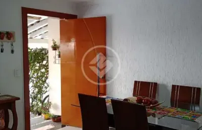 Casa com 3 quartos à venda na Avenida Afonso Pena, S/N, Jardim Planalto, Goiânia