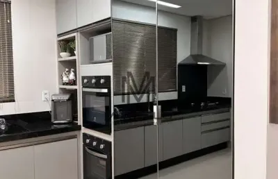 Casa em condomínio á venda e locação condomínio royal forest londrina