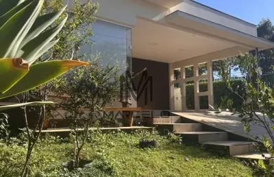 Casa em condomínio á venda condomínio royal forest londrina