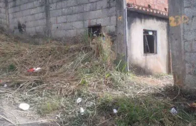 2 casas no mesmo terreno à venda, 200 m² por r$ 100.000 - vila esperança ii - juiz de fora/mg