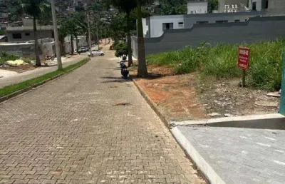Terreno em condomínio fechado à venda na Avenida Vereador Rafael Girardi, Santa Clara, Ubá