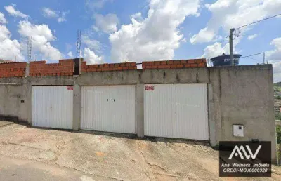 Casa com 3 dormitórios à venda + 2 lojas grandes, 200 m² por r$ 180.000 de entrada- jardim dos alfineiros - juiz de fora/mg
