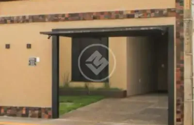Casa com 3 quartos à venda na Rua 4, S/N, Vila São Francisco, Goiânia