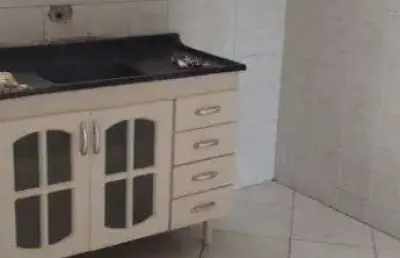 Apto  2 dorm na cid. tiradentes proximo do terminal novo