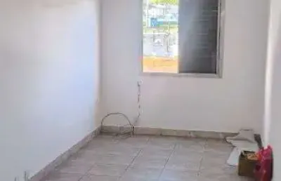 Apartamento grande 2 dormitorios, ao lado da praca brasil