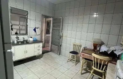 Casa com 2 quartos à venda na avenida gualtar, 38, jardim santa terezinha, são paulo por r$ 380.000