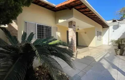 Casa com 4 quartos à venda na Rua Teixeiras, Ermelinda, Belo Horizonte