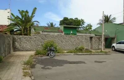 Casa com 3 quartos para alugar na Alameda Amaralina, 60, Itaperi, Fortaleza