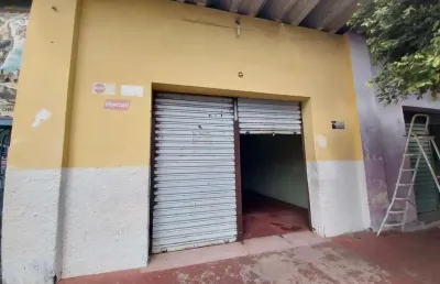 (lj2227) um box medindo 50m² localizado no bairro franciscanos