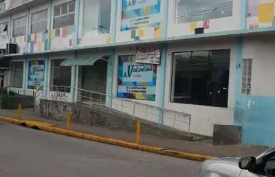 Ponto comercial para alugar na Avenida Nove de Julho, 18, Centro, Poá