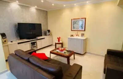 Casa com 3 quartos à venda no Umuarama, Osasco 