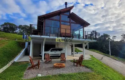 Casa de campo em condomínio à venda,  de 03 dormitórios (01 suíte),  spa (hidromassagem), lareira e