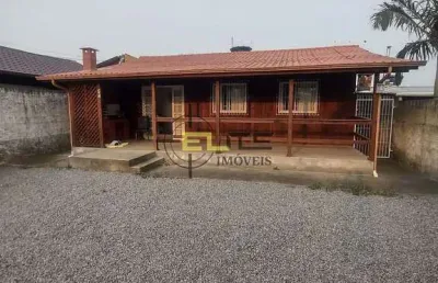 Casa à venda, semi-mobiliada com 3 dormitórios na passagem do massiambú, em palhoça/sc