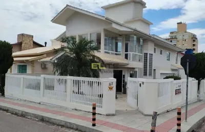 Casa com 4 quartos à venda na Avenida Hilza Terezinha Pagani, 200, Pagani, Palhoça