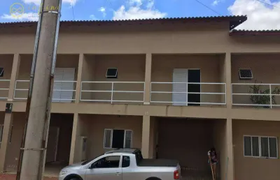 Casa com 3 quartos, sendo 1 suíte, 186 m² - aluguel por r$ 2.502,76/mês ou venda por r$ 450.000 - condomínio sant`ana - araçoiaba da serra/sp