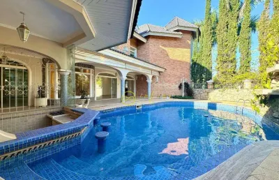 Casa de esquina em condomínio com 6 quartos, sendo 5 suítes à venda, 946 m² por r$ 4.000.000 - condomínio granja olga iii - sorocaba/sp