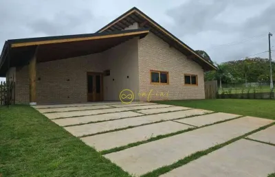 Casa com 3 quartos sendo 1 suíte à venda, 176 m² por r$ 1.100.000 - campo do meio - araçoiaba da serra/sp