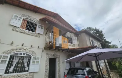 Casa com 4 quartos à venda na Rua do Serro, 1083, Centro, Santa Luzia