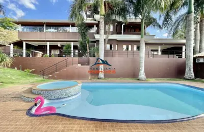 Imóvel de luxo em carapicuíba-sp: casa com 5 quartos, 5 suítes, 3 salas, 9 banheiros, 6 vagas de garagem e 890m² de área. confira!